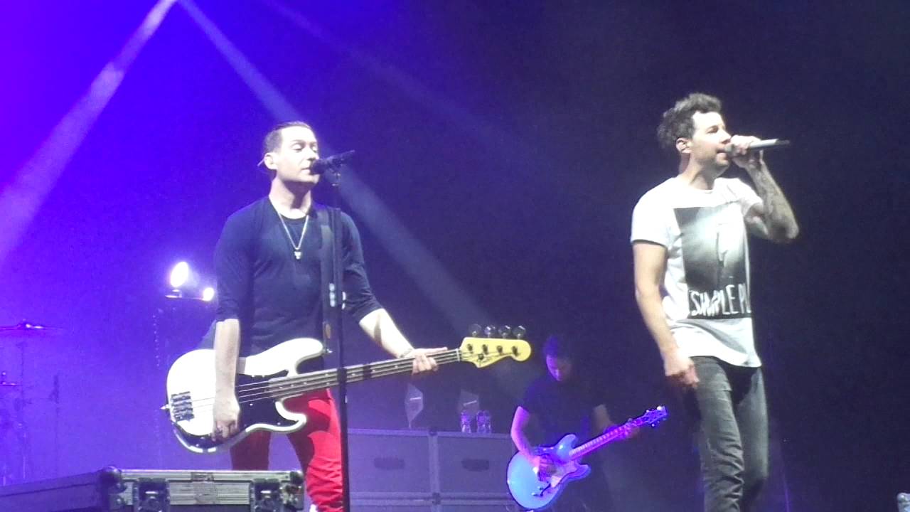 Perfect World - Simple Plan (Live @Barcelona 27/02/16)