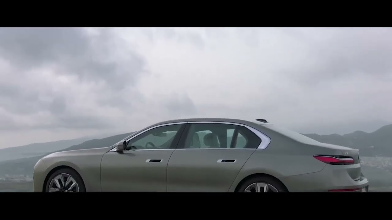 BMW i7   2025