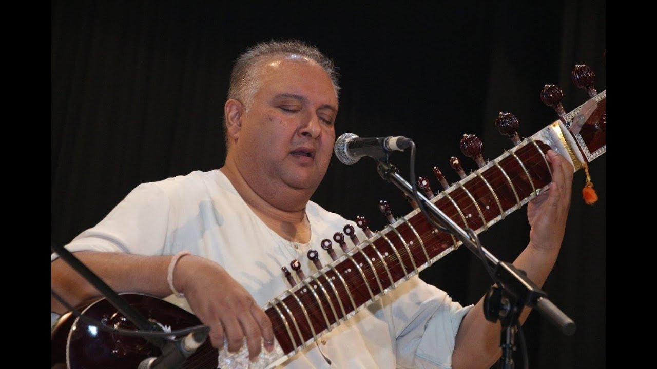 Shujaat Khan - Piya Se Naina by Amir Khusro Live