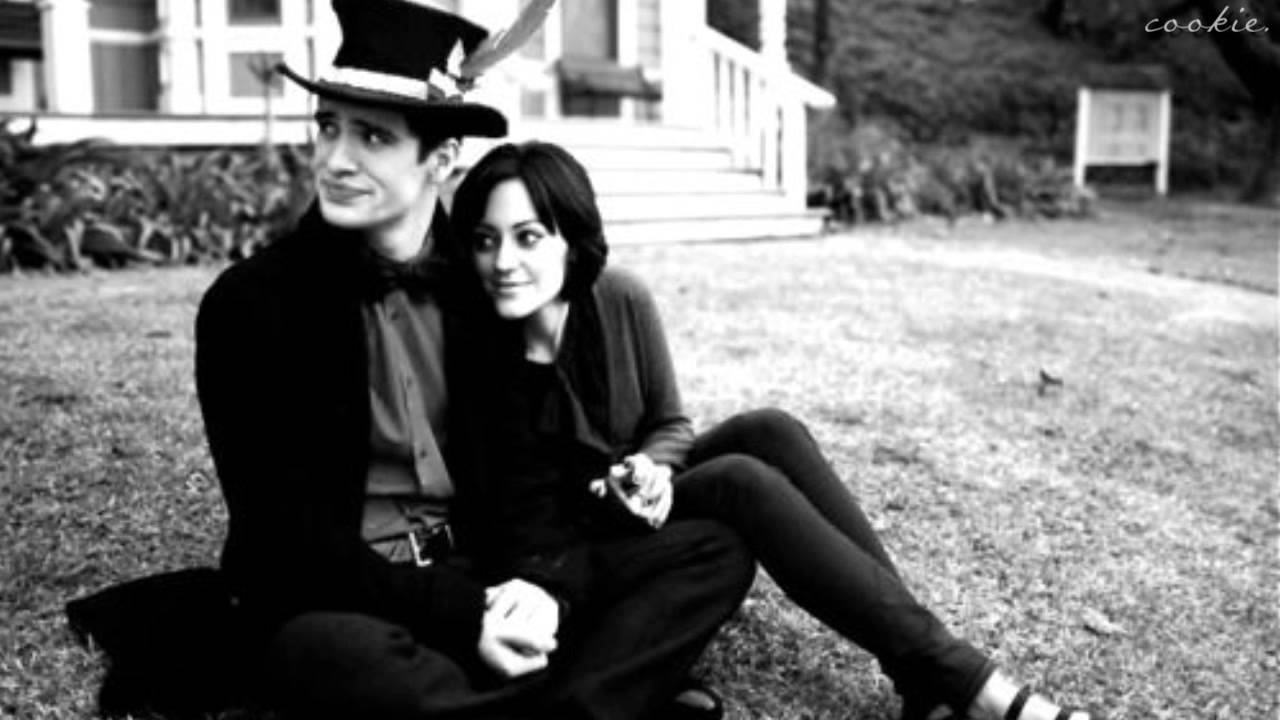 Panic! At disco, Sarah smiles - traducida al español.