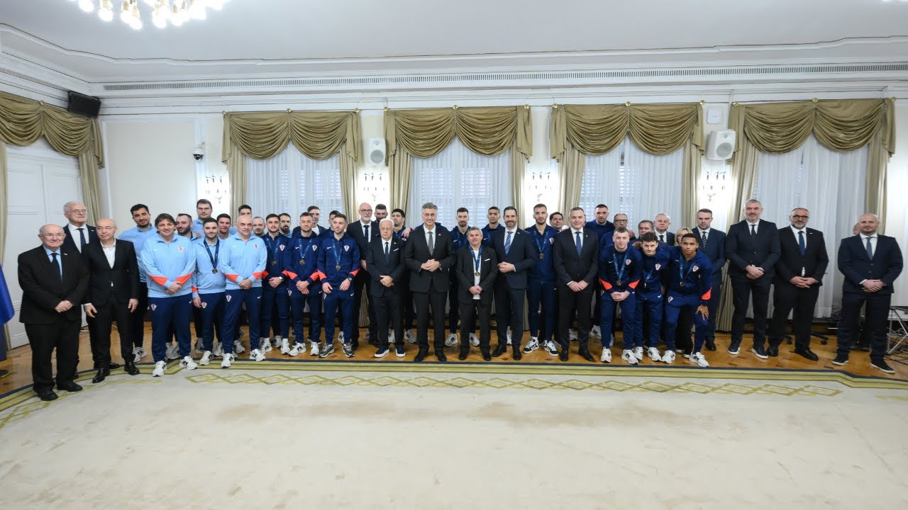 Predsjednik Vlade Plenković s izaslanstvom Hrvatske futsalske reprezentacije (9.2.2026.)