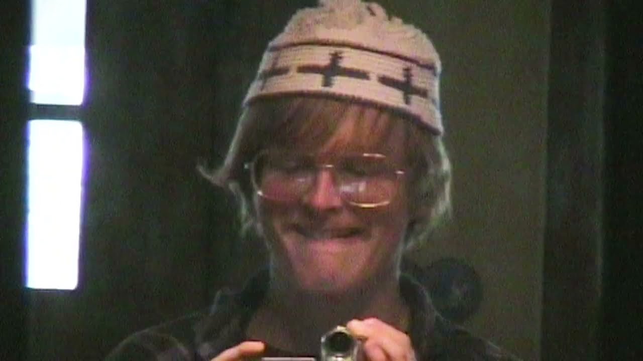Tonstartssbandht - 5 FT 7 (Official Video)