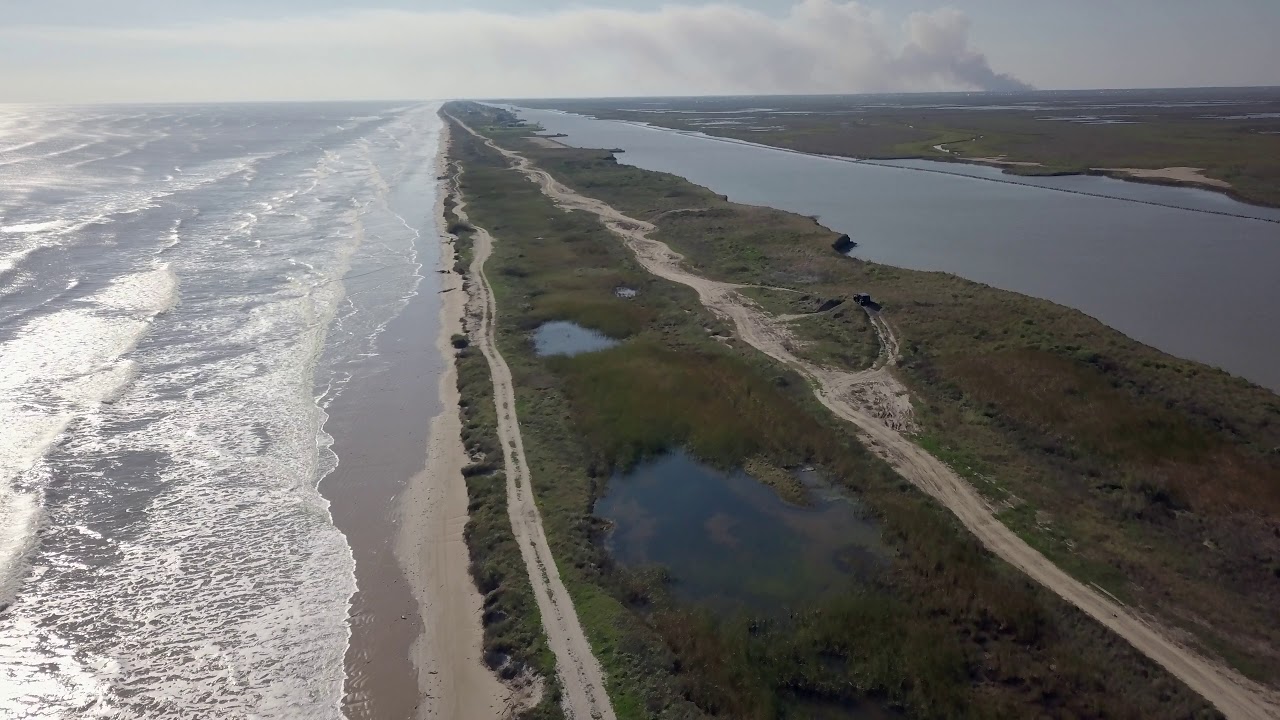 4K Relaxation Video: Beach Drone Footage with Ocean Sounds