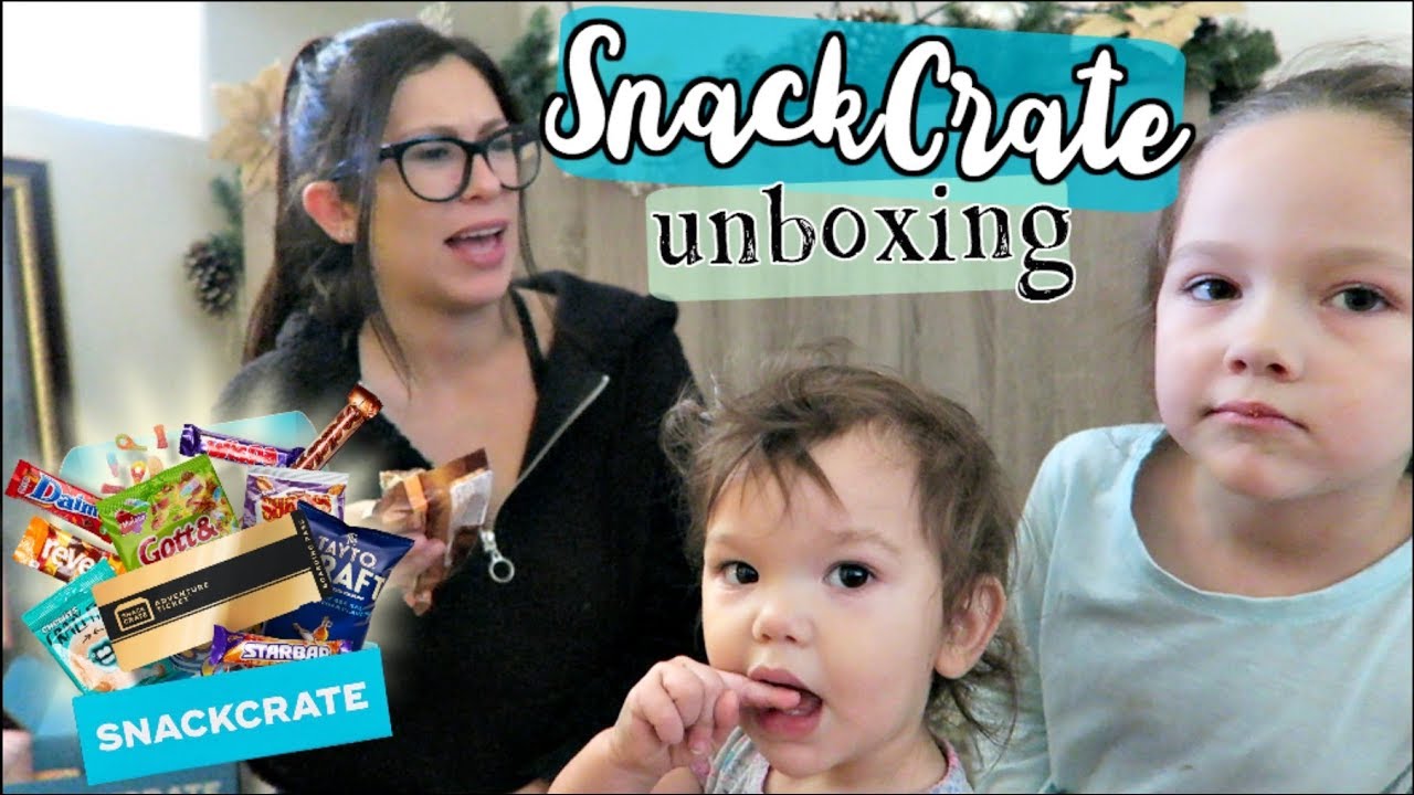 $1 SNACK CRATE?! | Vlogmas 2018