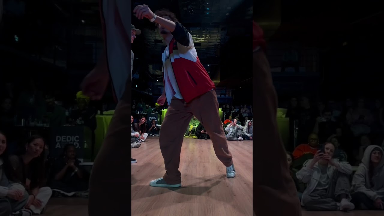 😏🔥Bringing the Heat in This #Popping Battle! #DanceBattle #Freestyle