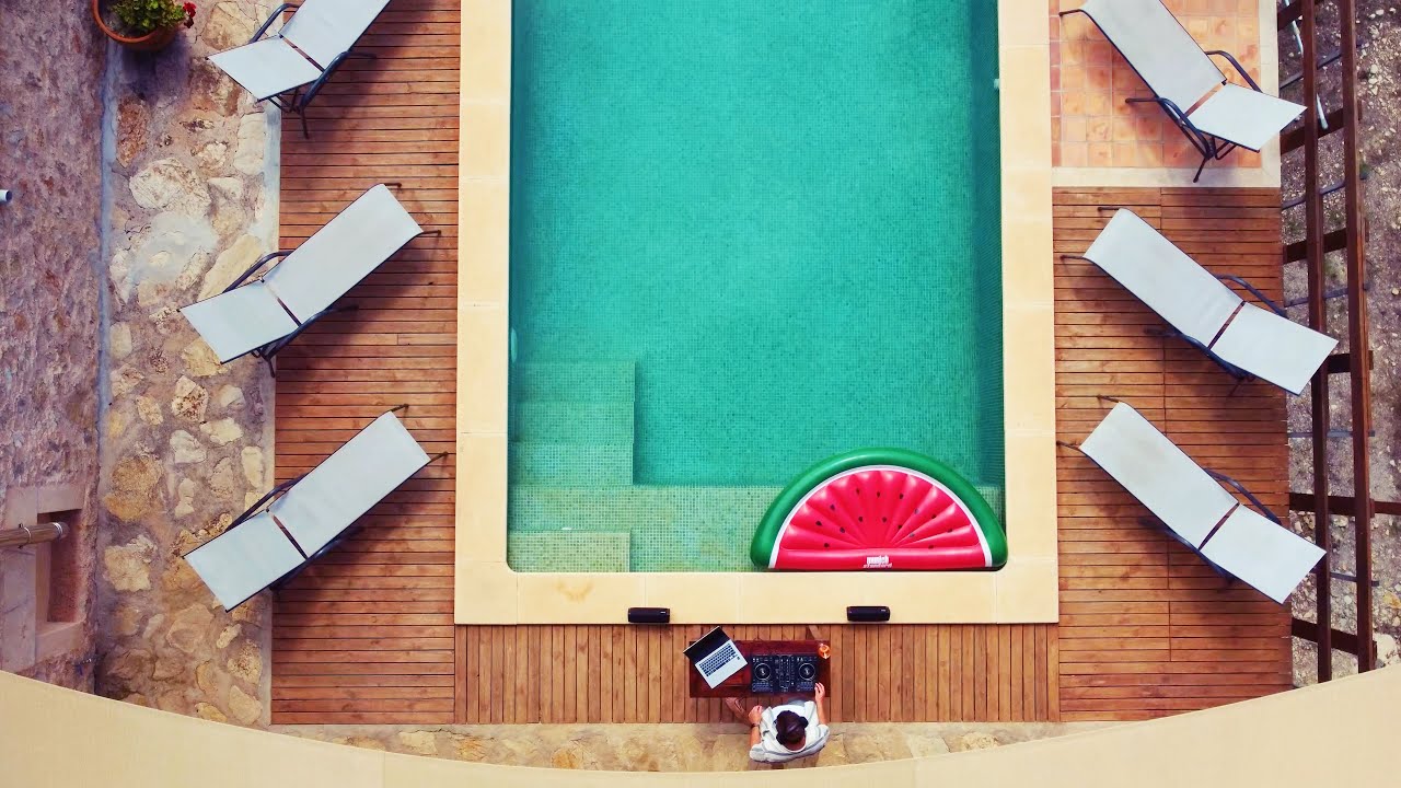 karosieben - 1 HOUR Summer Vibes & Good Mood EDM-Set 2021, Finca Mallorca [4K]