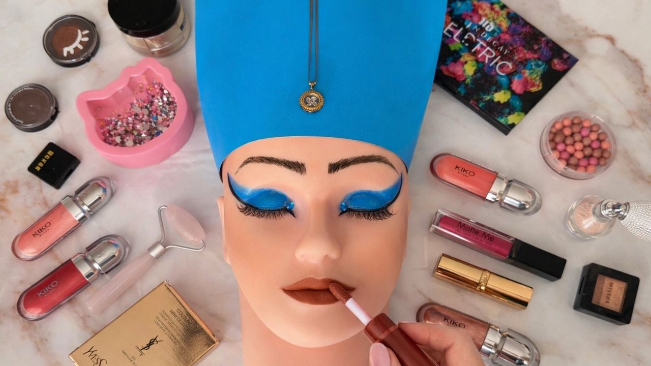 ASMR Makeup on Mannequin 🎭 (No Talking) | ASMR Cleopatra Makeup 💋 🎀 Satisfying Videos