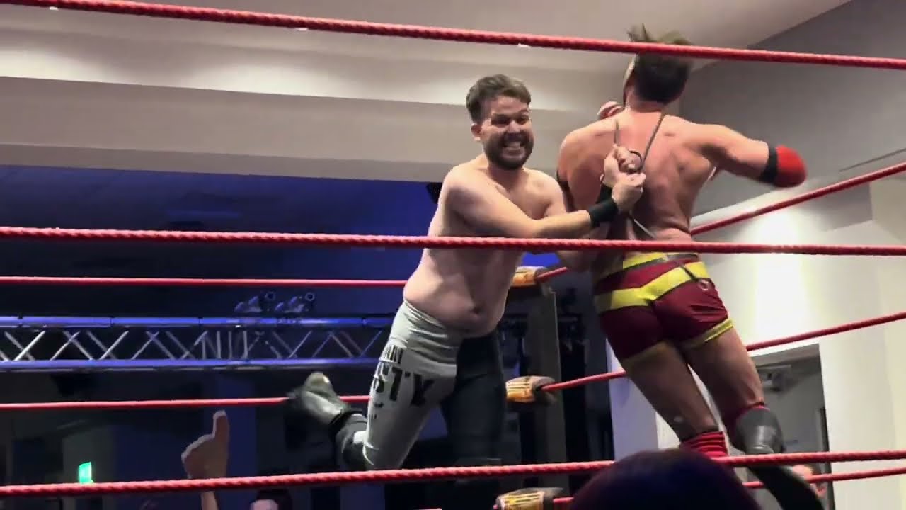 Dirty Derek vs Joey Hayes | Megaslam Wrestling Warrington Showdown