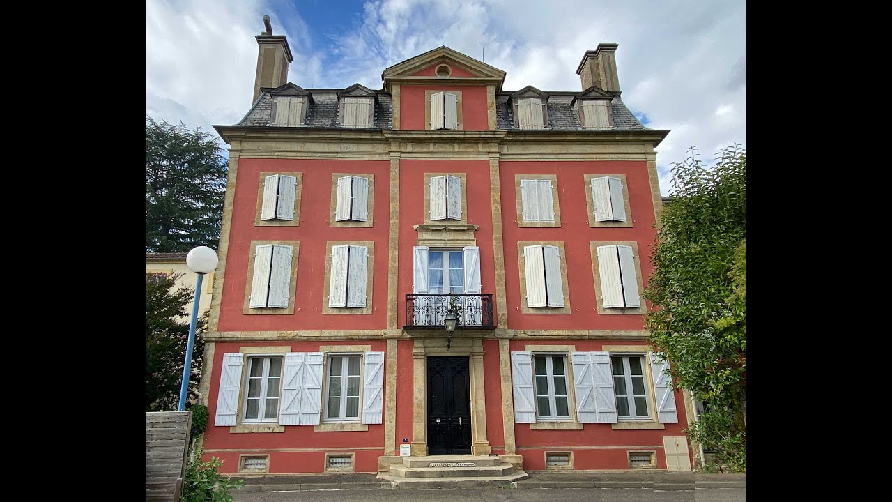 A Splendid Bedroom Manor House in Vibrant Riverside market town | For Sale by French Character Homes