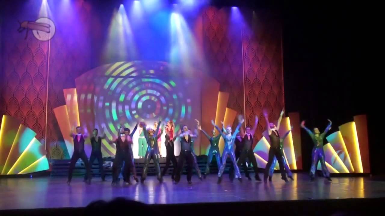 Rewia Filmowa w Teatrze Muzycznym w Gdyni: It's Raining Man