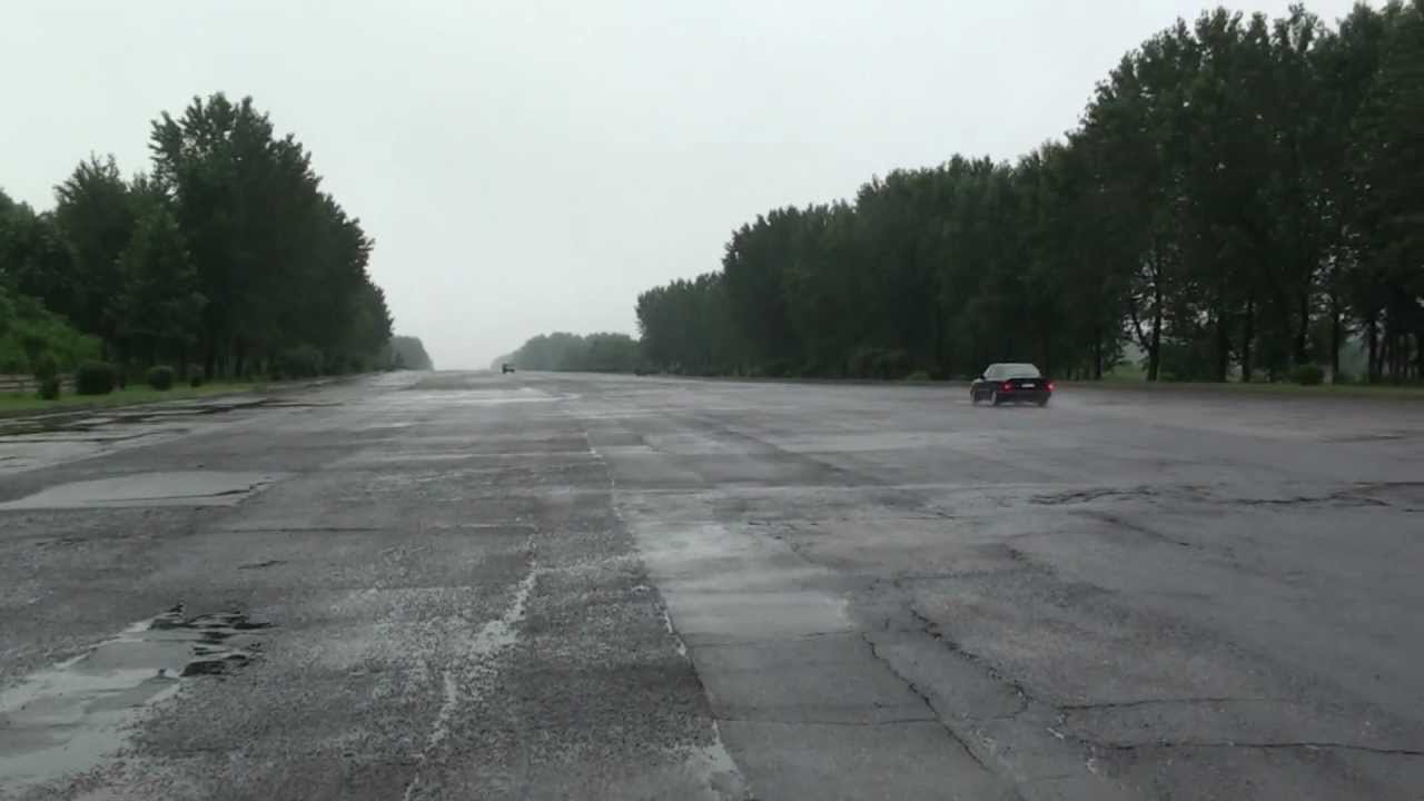 Mighty North Korean ten lane highway (DPRK)