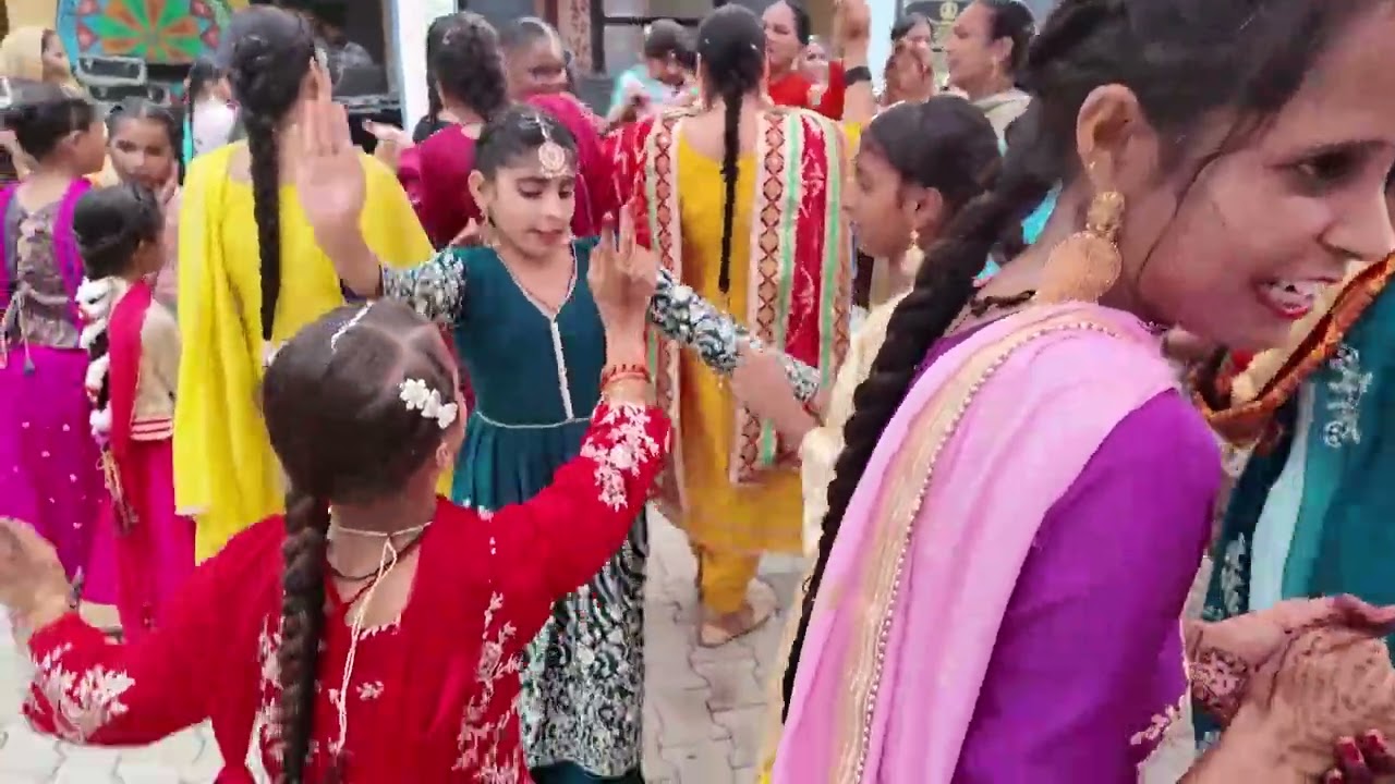 ਤੀਆਂ ਪਿੰਡ ਹੂਸੈਨਪੁਰੇ ਦੀਆਂ