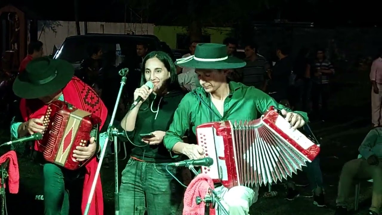 grillito martearena canta noelia chamamé eng aniversario FM ciudad 106.1 jj castelli