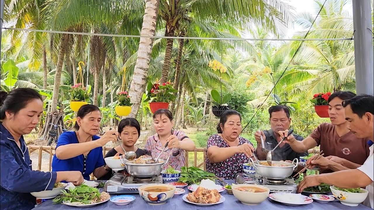 Tiếp Tục Vẫn Là Món Bún Riêu Cua Đồng Nhưng Lần Này Ngon Khó Cưỡng I TKQ & Family T1707
