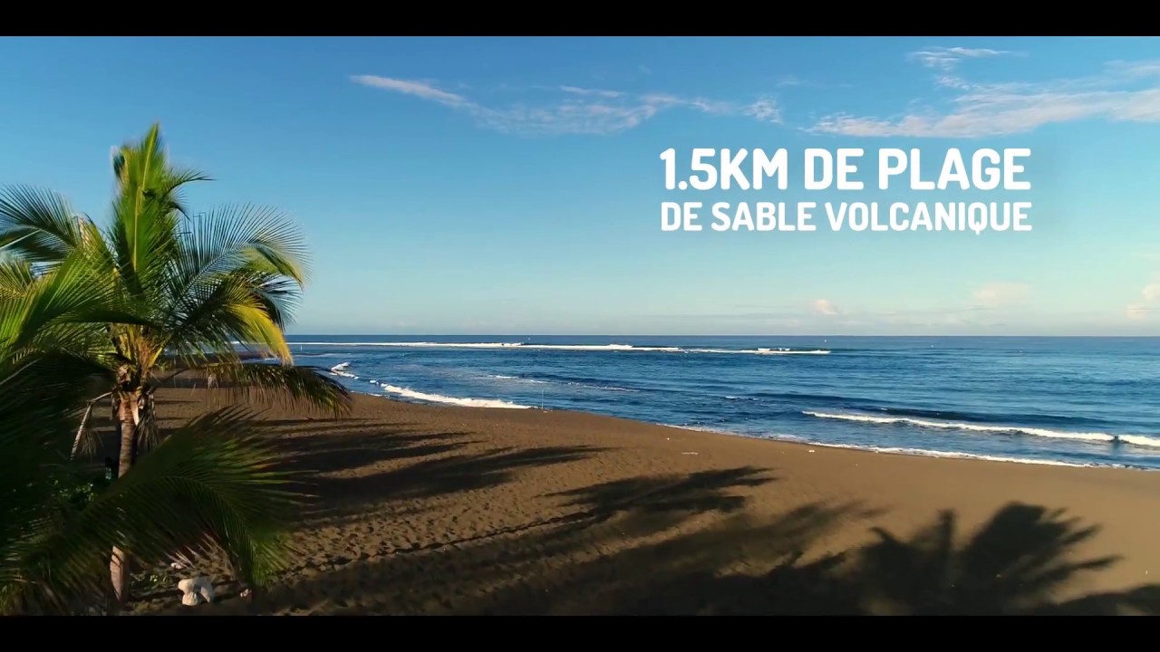Trésor du Sud : La plage de l’Étang-Salé les Bains, Île de la Réunion