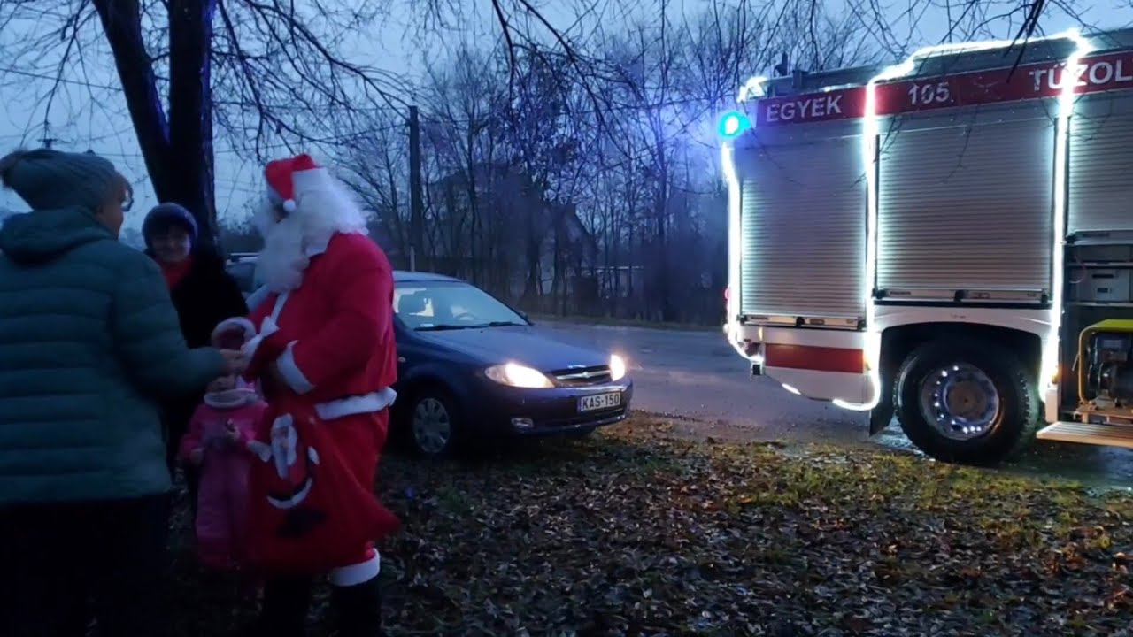 Tűzoltó Mikulás az egyeki tűzoltóság jóvoltából