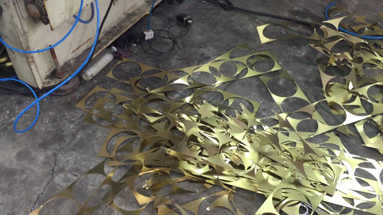 Strip Feeder Clipper Type