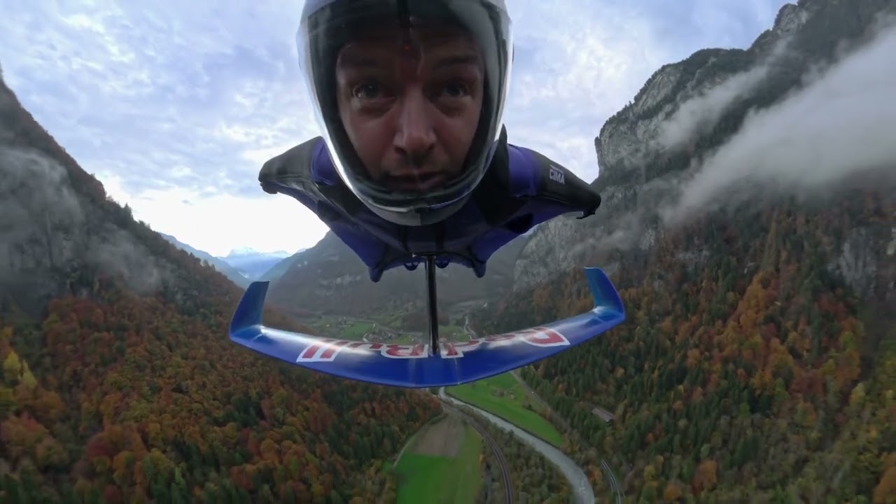 Peter Salzmann rompe récord en la Jungfrau: el primer wingsuit con tecnología de foils