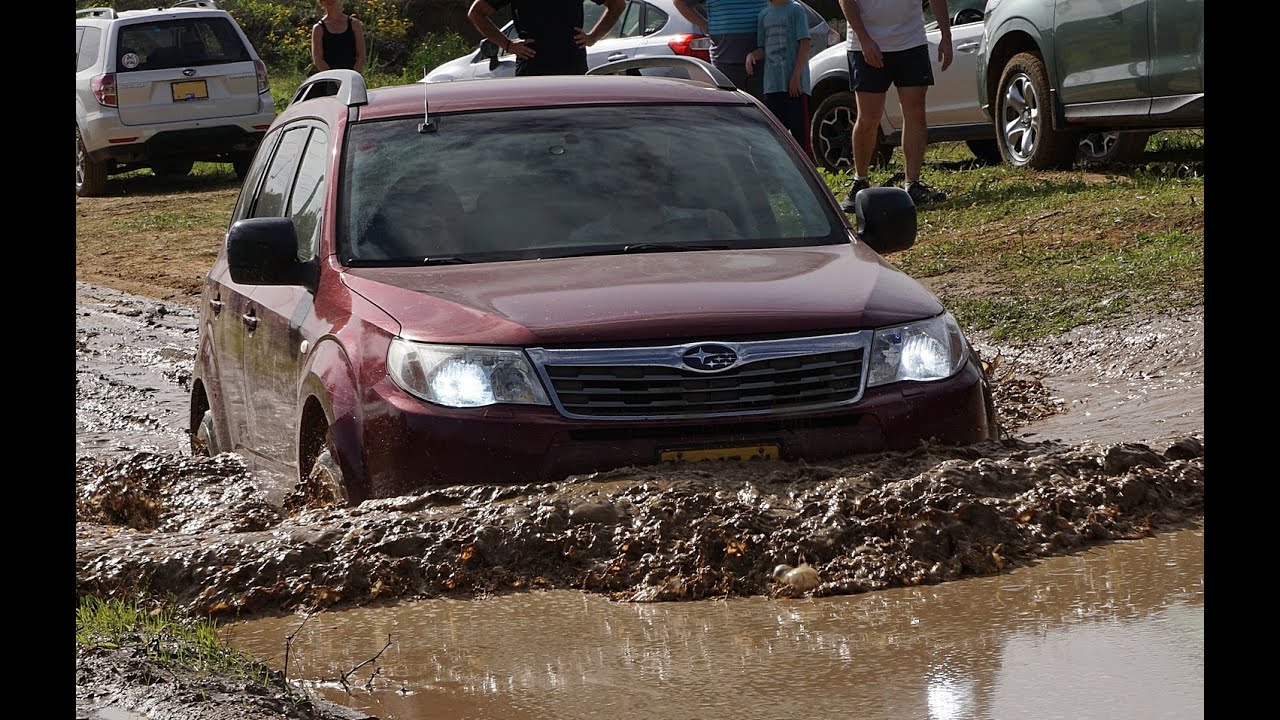Subaru Forester doesn't stop in mud, sand and stones
