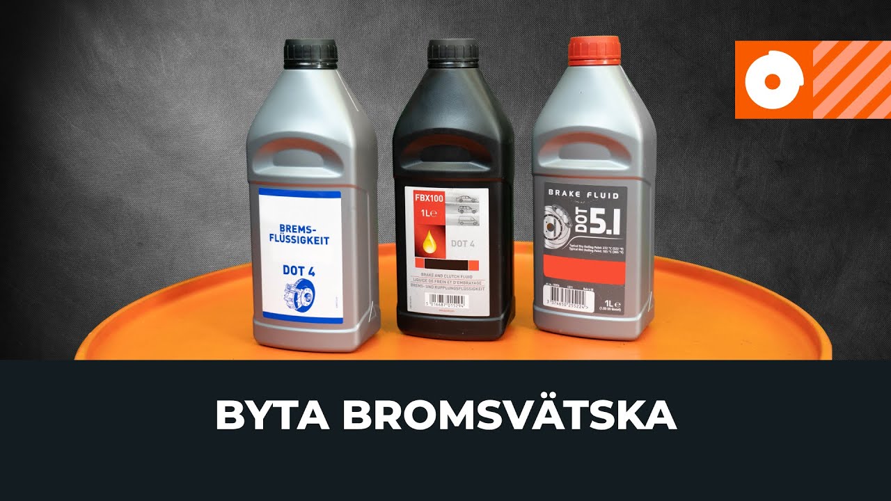 Hur man byter bromsvätska i bilen [AUTODOC-LEKTION]