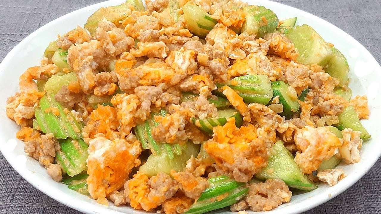 #แตงกวาผัดไข่ใส่หมูสับ สูตรนี้แตงกวากรอบ น้ำไม่ท่วมจนเกินไป ไข่จับตัวเป็นชิ้น หอมอร่อยรสชาติกำลังดี