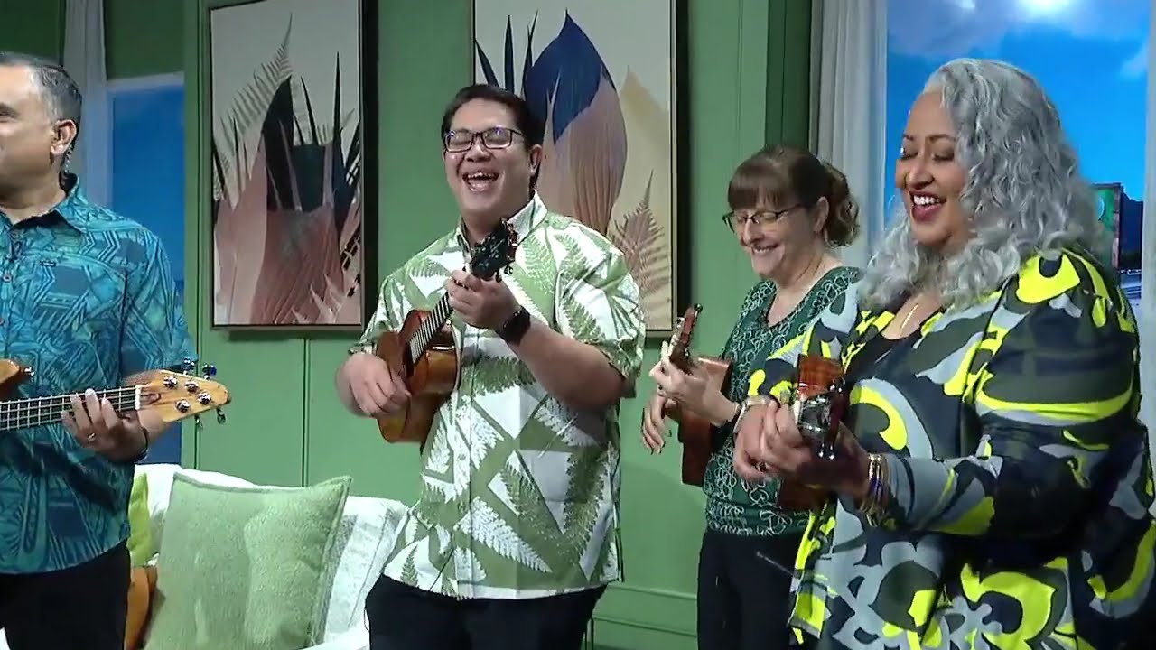 Super Hawaiian Circus Interview. Insane  Hula Hoop Tricks + a Ukulele Jam LIVE on Island Life!