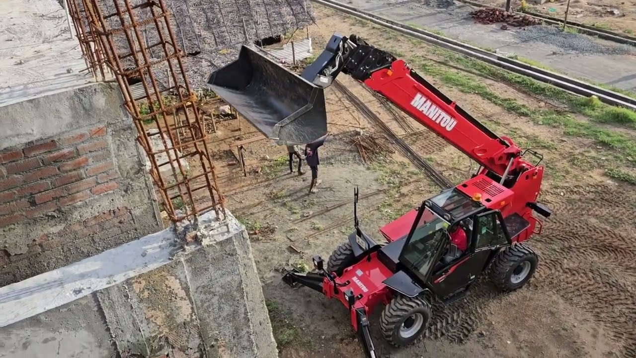 Manitou Telehandler MXT 1740 for Construction/ Building Contractors