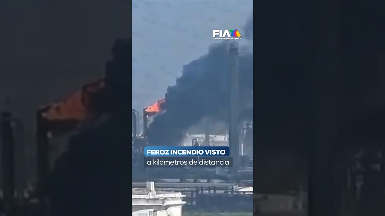 Incendio en refinería de Salina Cruz genera enorme columna de humo