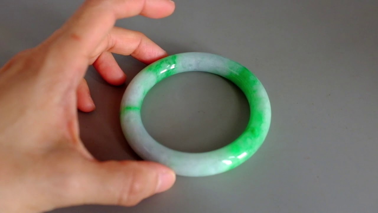 Gem Gardener: 57mm Apple Green Jade Bangle