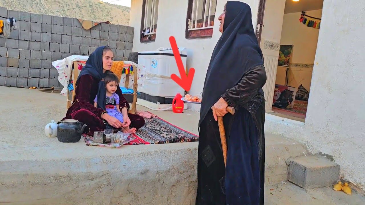 Does the wicked old woman have sinister intentions or is Mohtaram making a mistake?