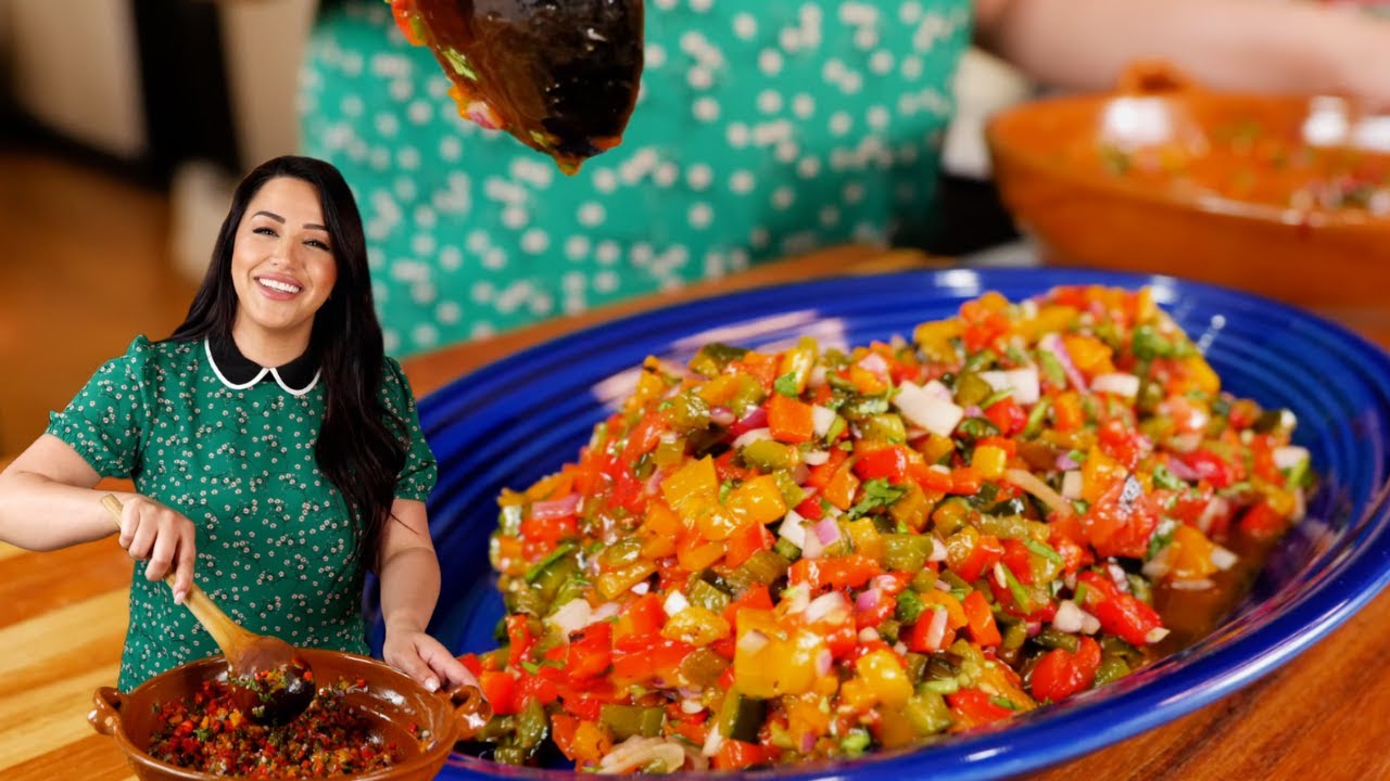 How to make The BEST Mexican Roasted Salsa Roja Recipe