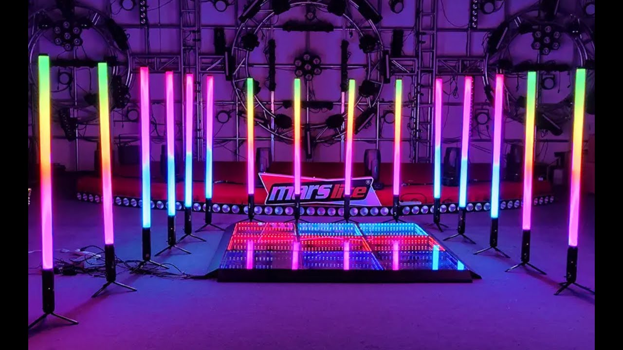 Tubo LED RGBW Luminoso 360° da 1,5 Mt Neon Tube Lights RGBW a batteria Wireless WiFi DMX e App