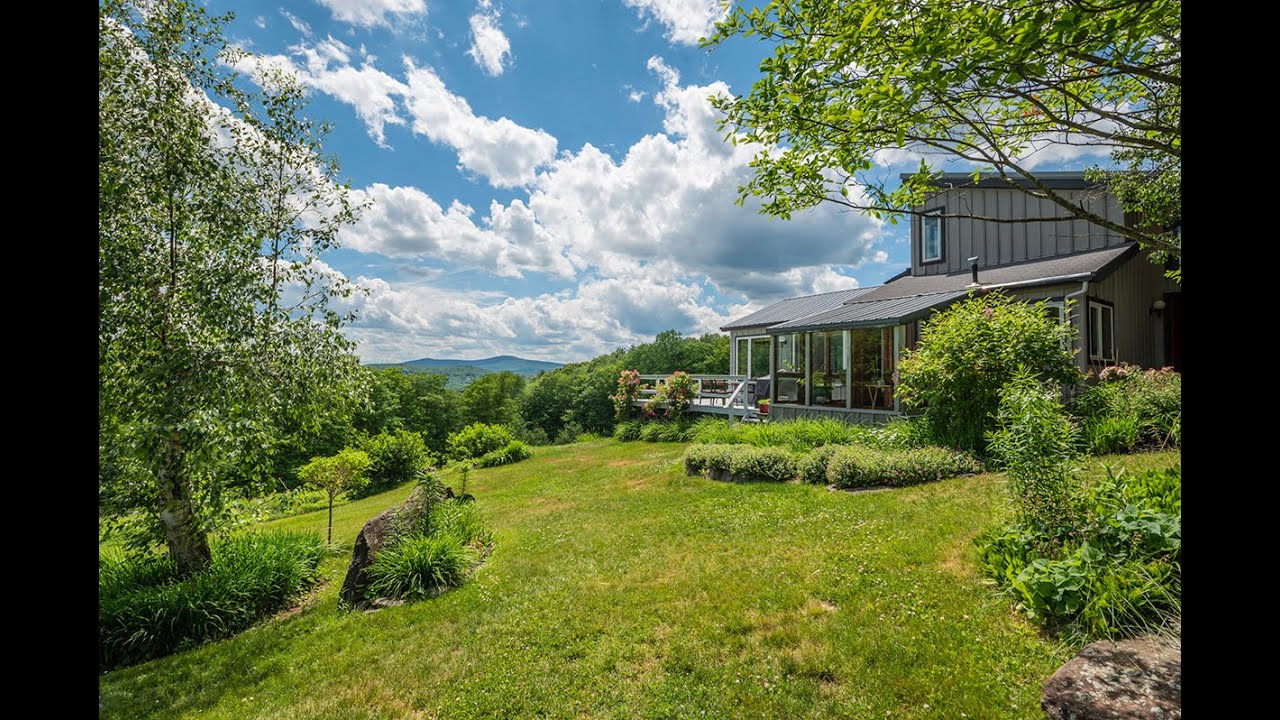 184 Stowe Hill Road, Wilmington, Vermont
