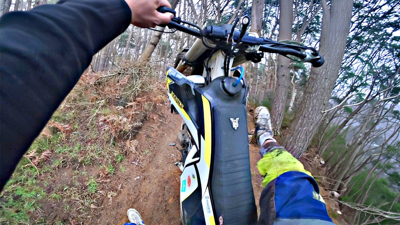 Street Rider Tries Riding a Dirt Bike Off-Road