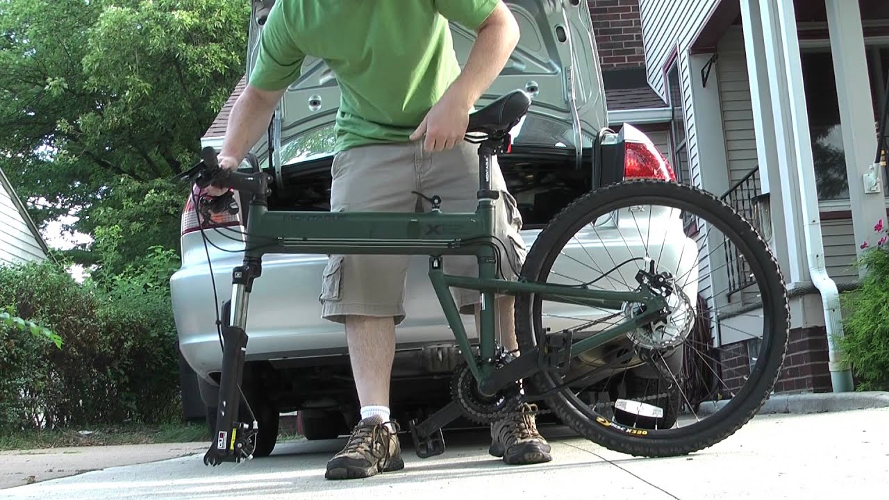 Montague Paratrooper fold and transport in a car.