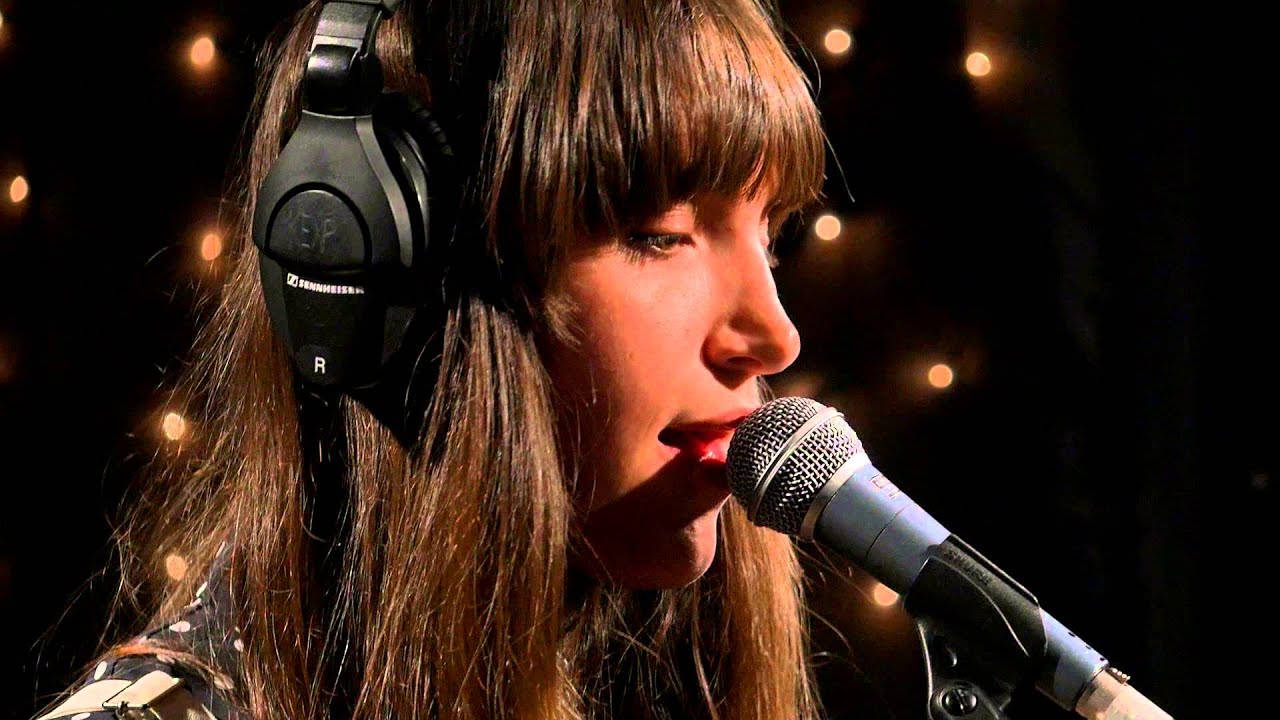 Las Robertas - Get A Grip (Live on KEXP)
