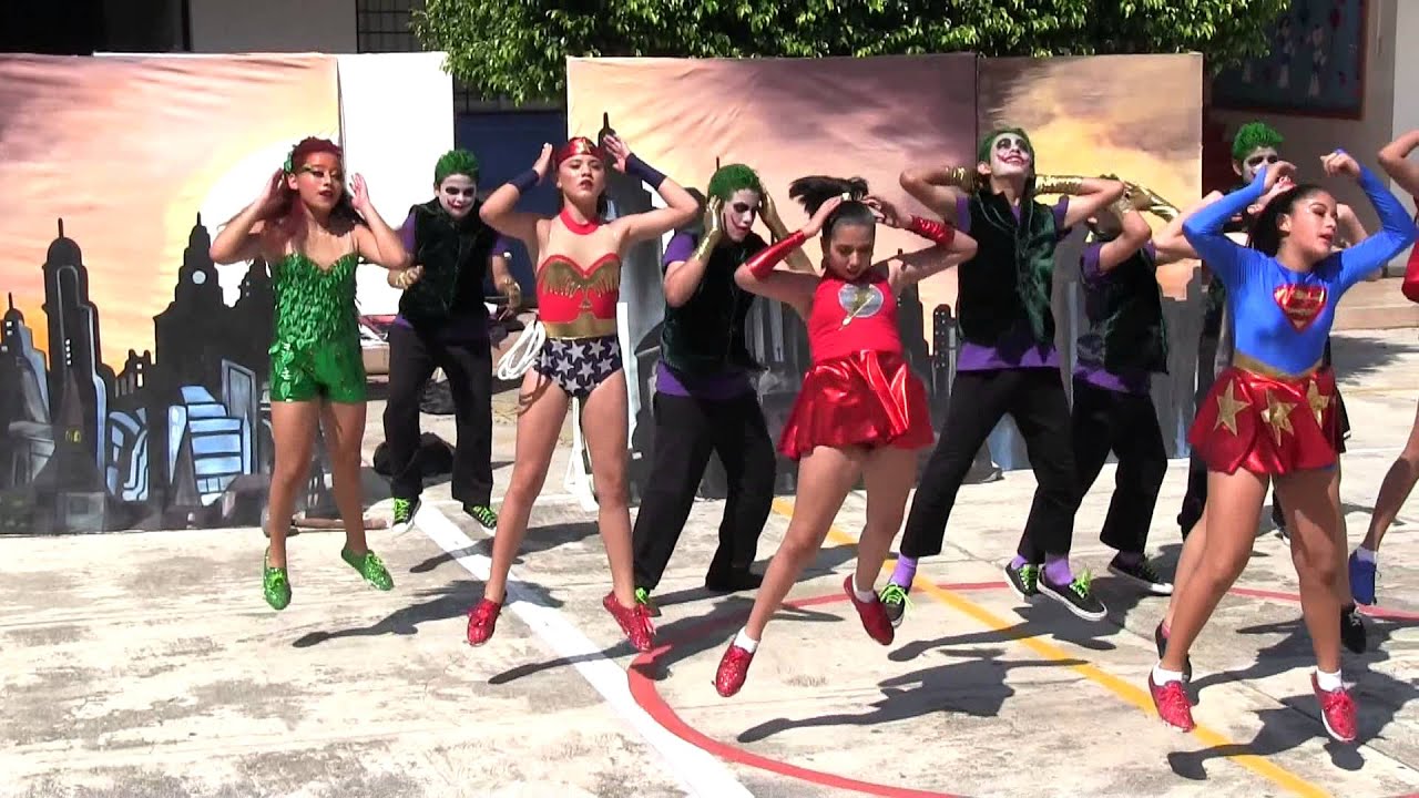 SEPTIMO ISPAC [SUPERHEROES Y VILLANOS]
