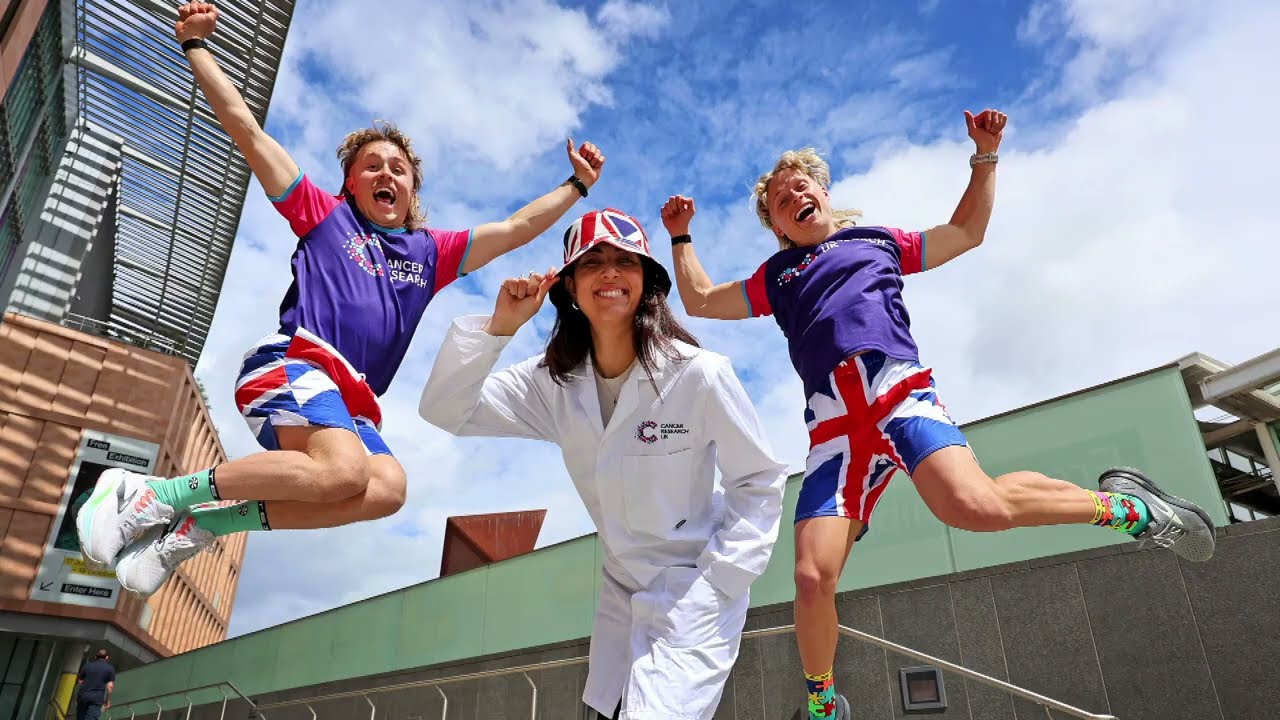 Lambrosarmy become the first brothers to run the length of the UK in aid of Cancer Research UK