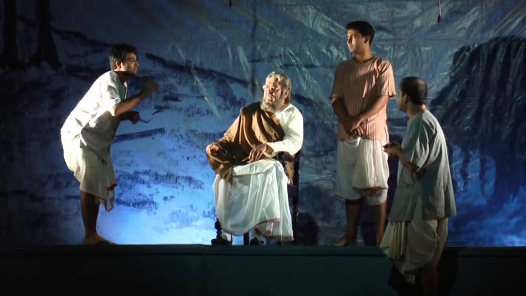Premiere of Soumitro Chatterjee's play Boshtomi at Indian Museum
