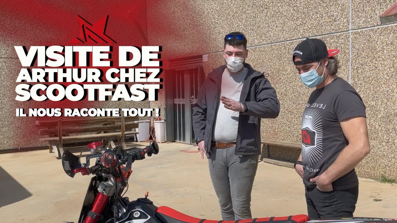 Arthur, client et fan de 50cc est passé nous voir chez ScootFast avec sa Rieju. Interview sympa.