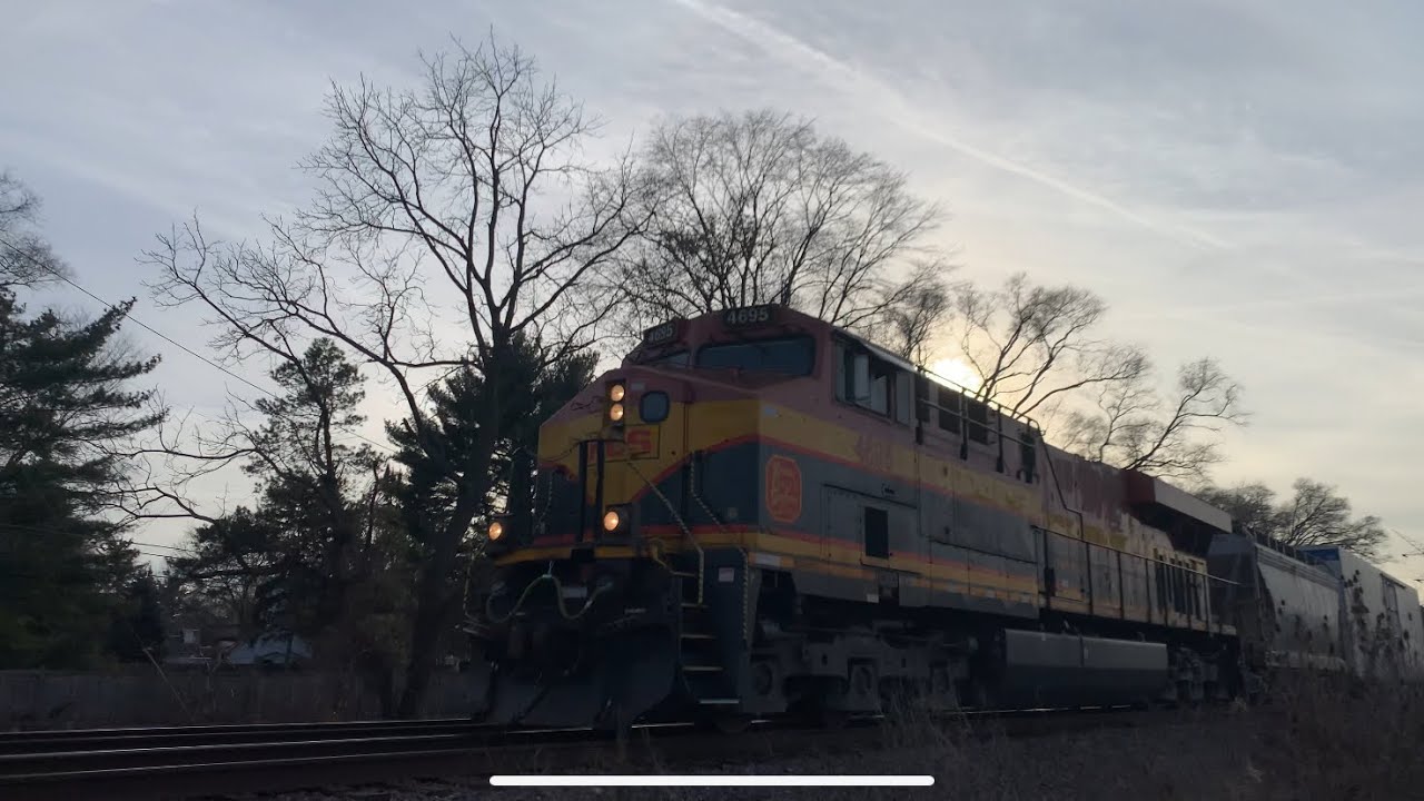 KCS freight train ￼