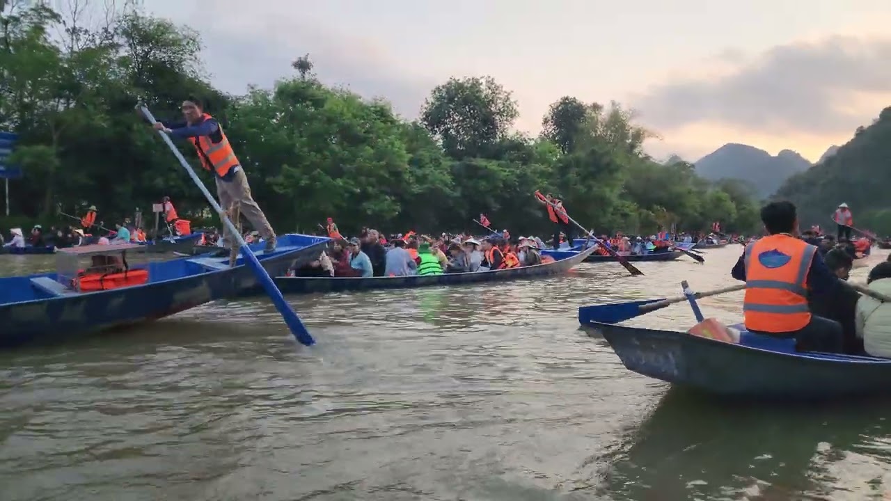 Trẩy hội Chùa Hương PL 2570 - DL 2026
