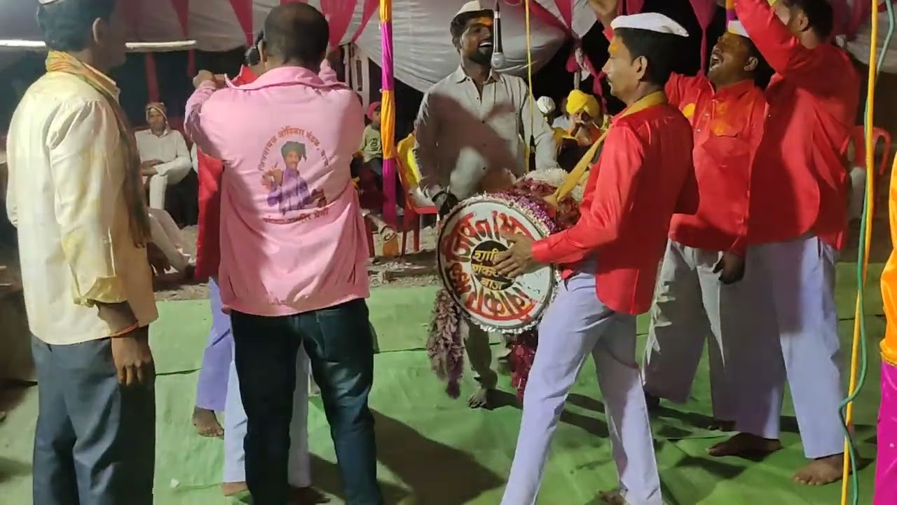 #धनगरी ओव्या # शाहिर शंकर गडदे # यांनी जुन्या चालीवर गायलेली जबरदस्त ओवी पहा.