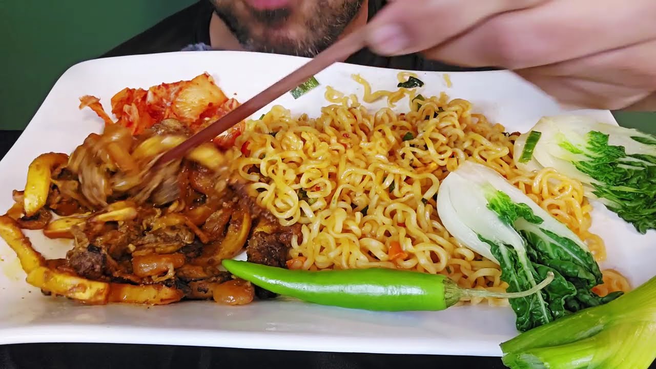 ASMR Mukbang!! Spicy Korean Noodles,Spicy Seafood with Seaweed & Kimchi 🌶️🌶️🌶️