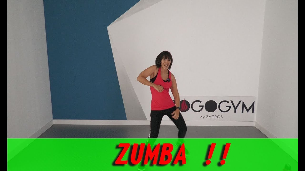 Zumba | 30 minutos de workout con Cristina | Pierde calorías bailando