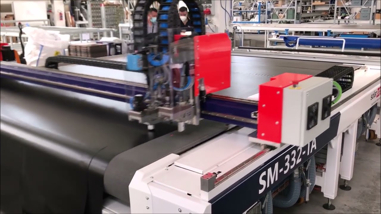 SM-332-TA | Automatic cutting and marking machine with conveyor belt