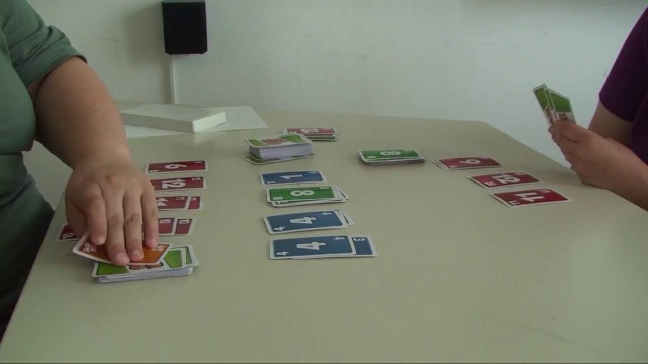Skip-Bo erklärt in leichter Sprache