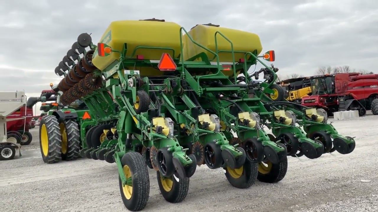 2004 JOHN DEERE 1790 For Sale