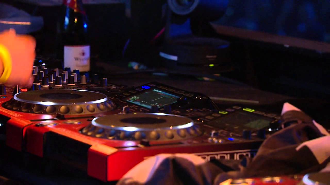 TomorrowWorld 2014 | Deorro