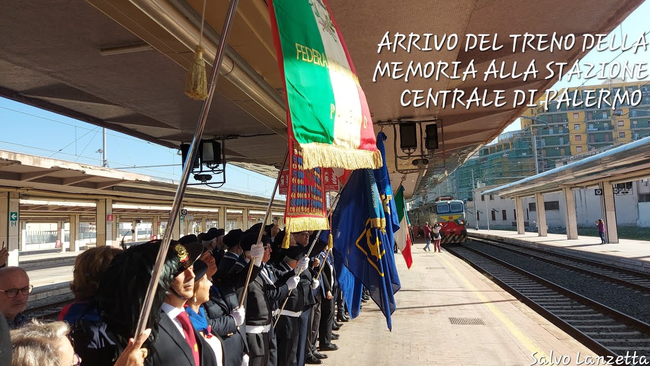 (STAZIONE CENTRALE DI PALERMO) - ARRIVO DEL TRENO DELLA MEMORIA (4K) 29/10/2022